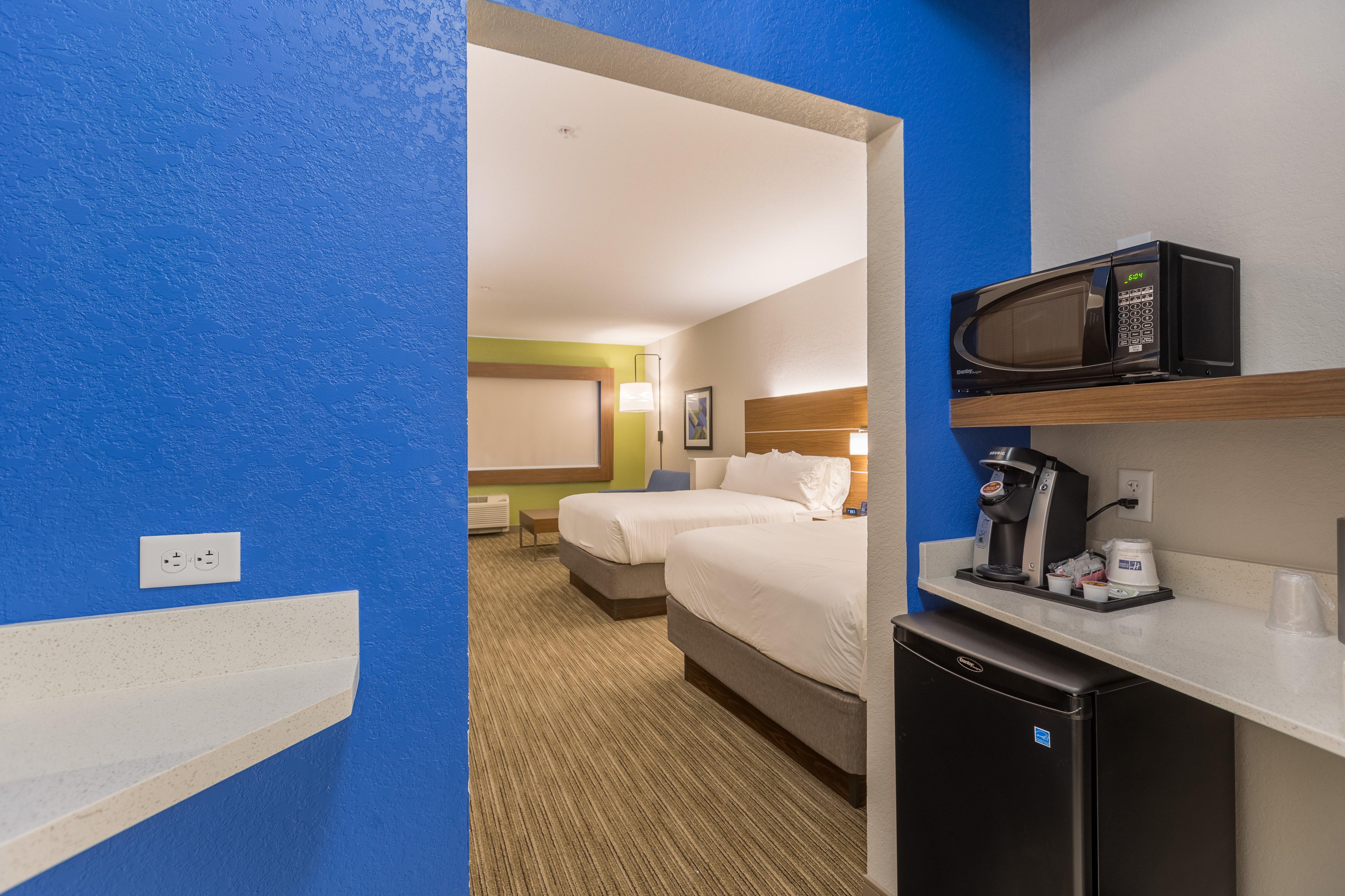 Holiday Inn Express & Suites - San Marcos South By Ihg Exterior photo