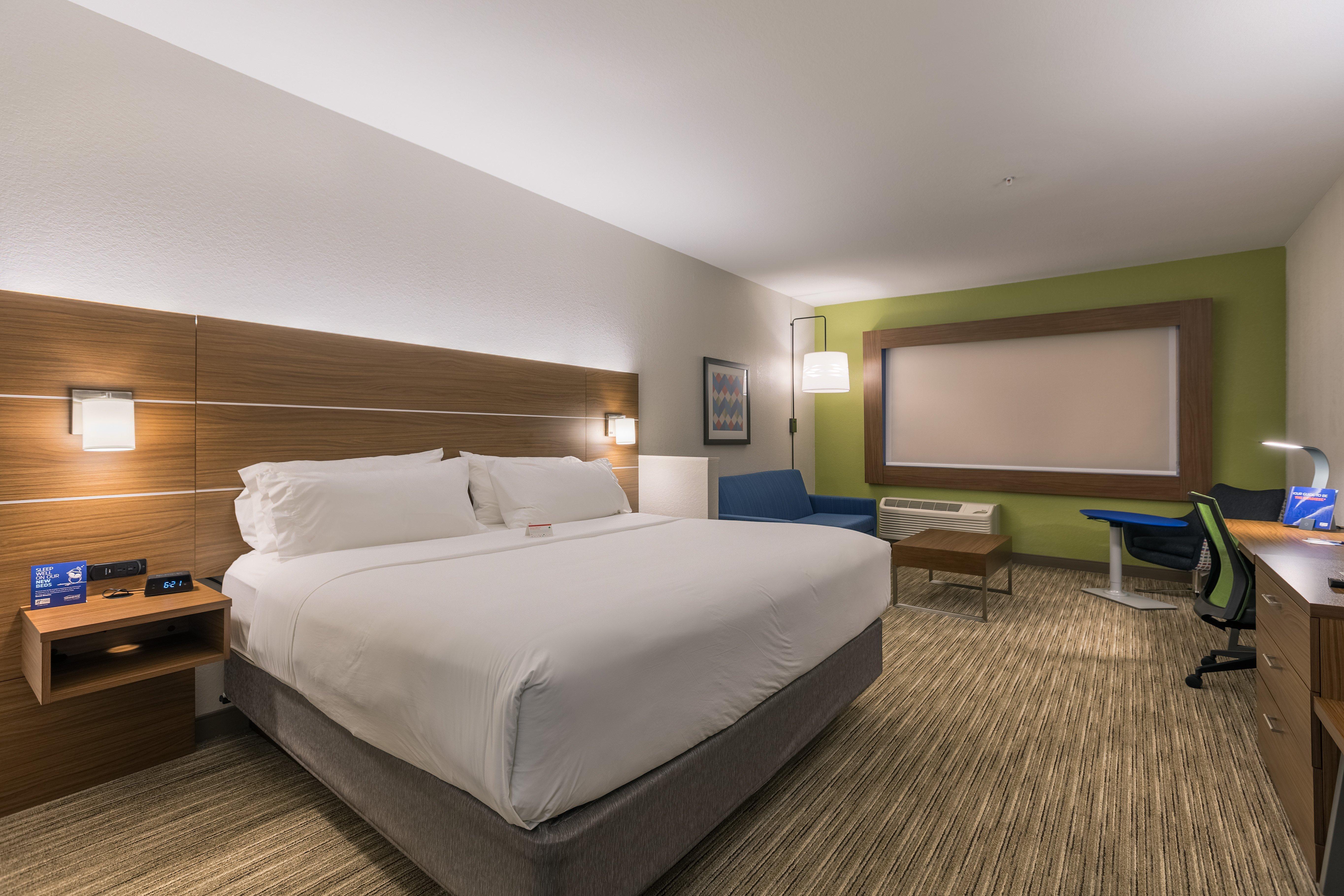Holiday Inn Express & Suites - San Marcos South By Ihg Exterior photo